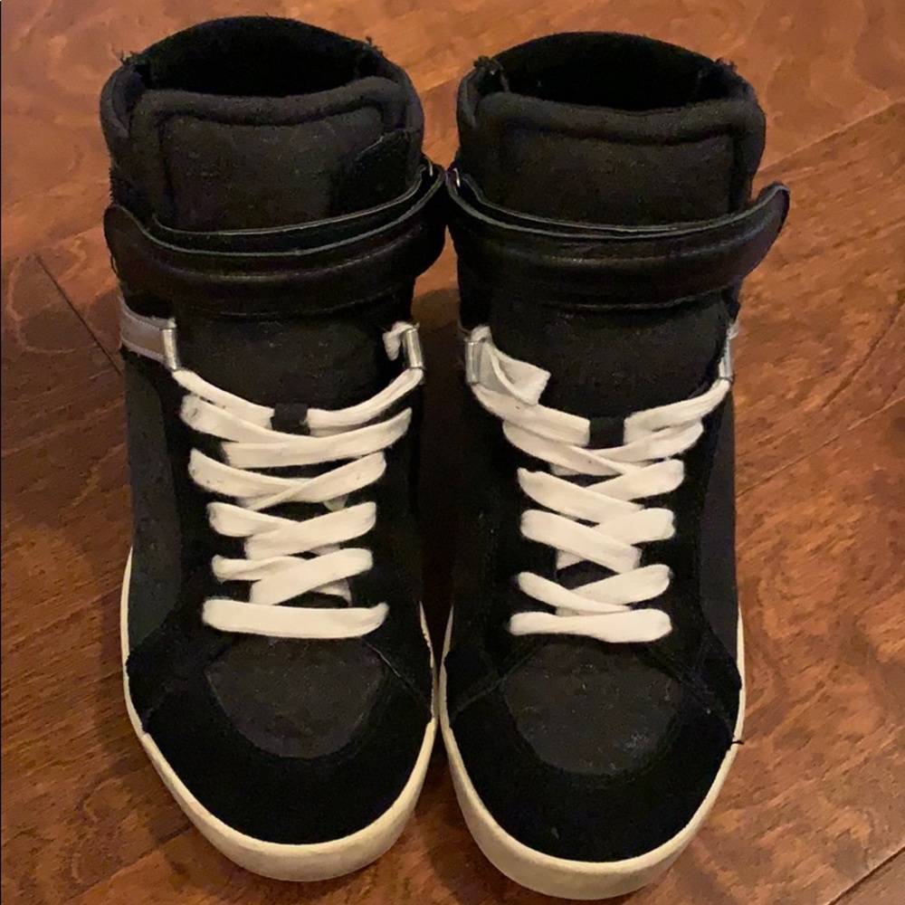 Guess Women’s sneakers